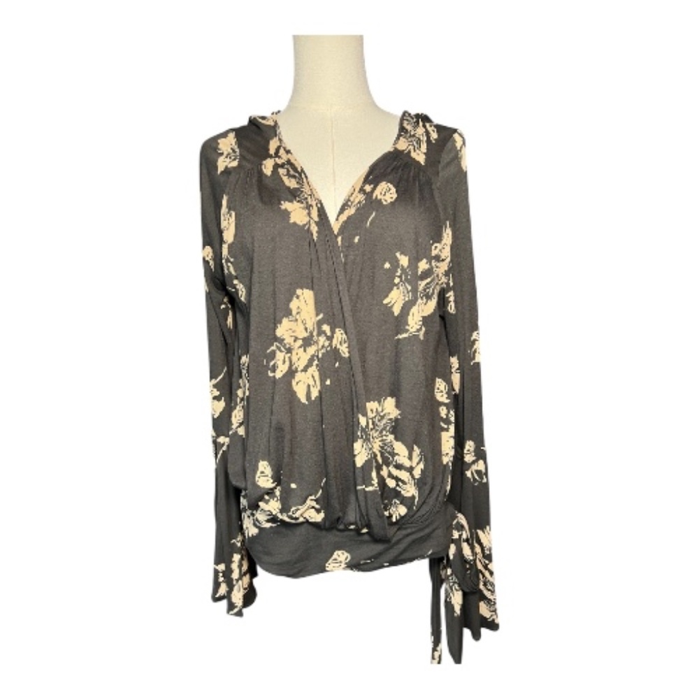 EUC Free People Fiona black tan floral bell sleeve top | size M